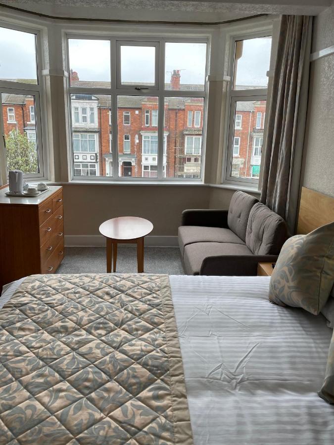 Oyo Queens Hotel, Skegness Kültér fotó