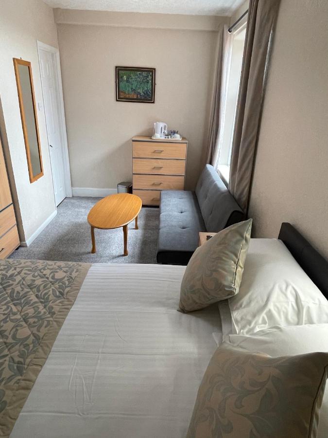 Oyo Queens Hotel, Skegness Kültér fotó