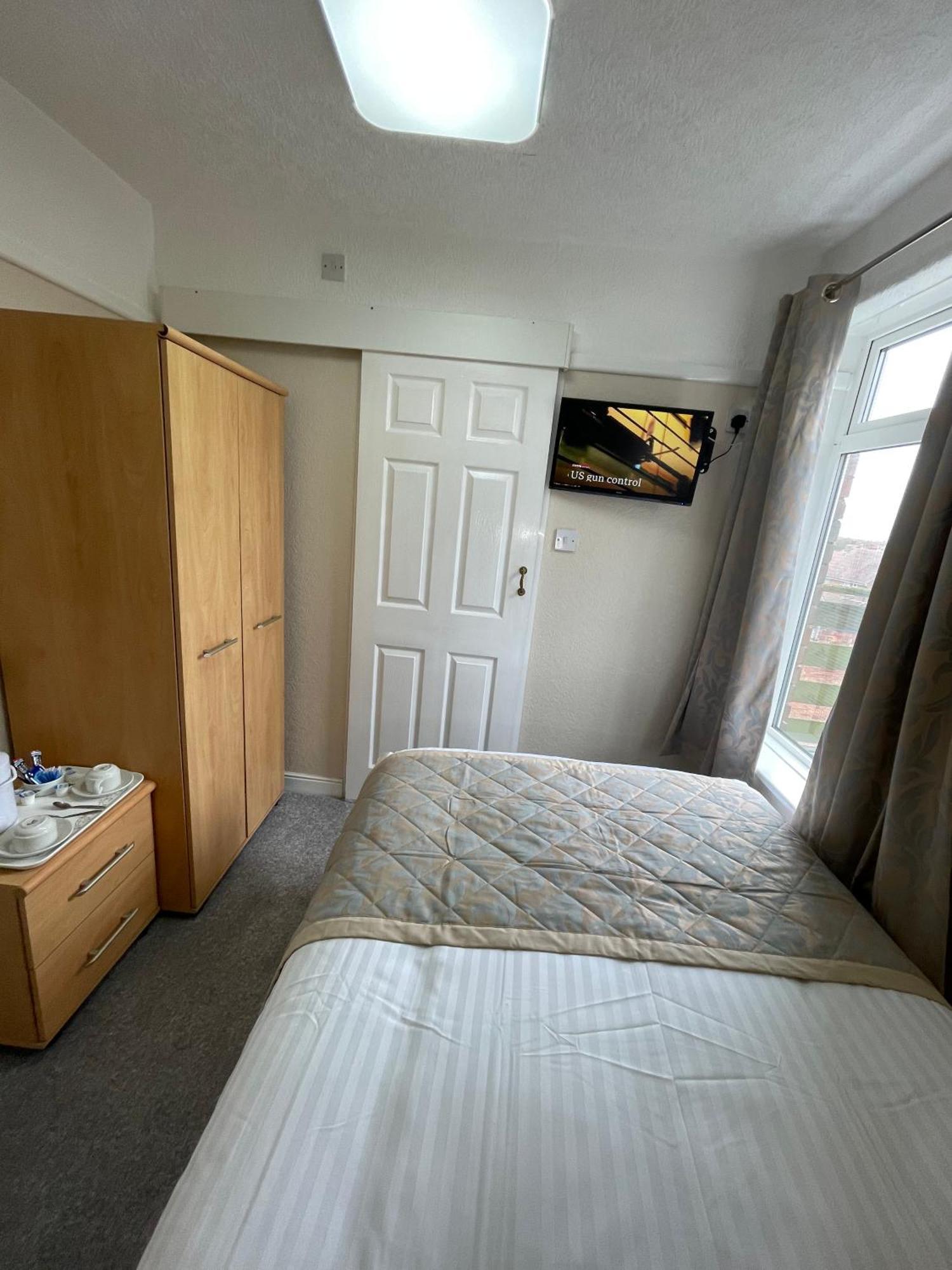 Oyo Queens Hotel, Skegness Szoba fotó
