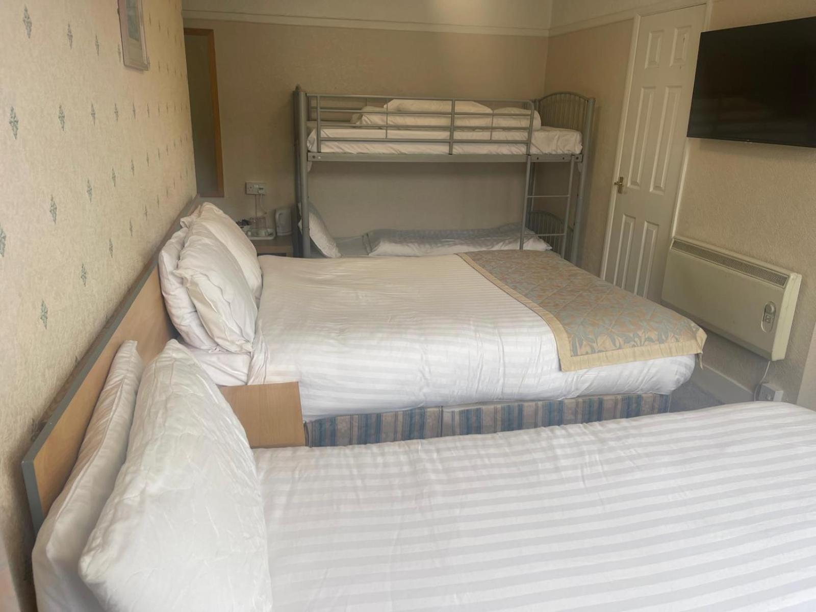 Oyo Queens Hotel, Skegness Kültér fotó
